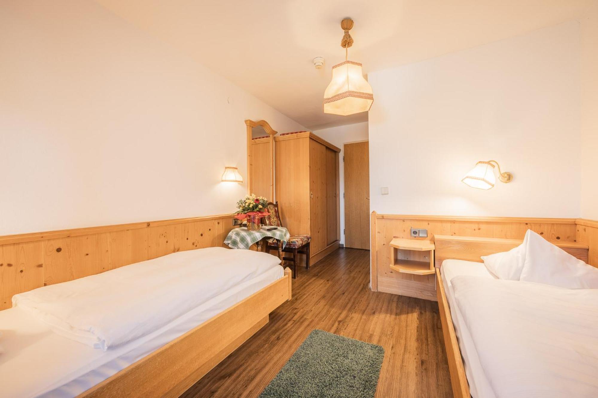 Batzenhaeusl Hotell Seefeld in Tirol Eksteriør bilde
