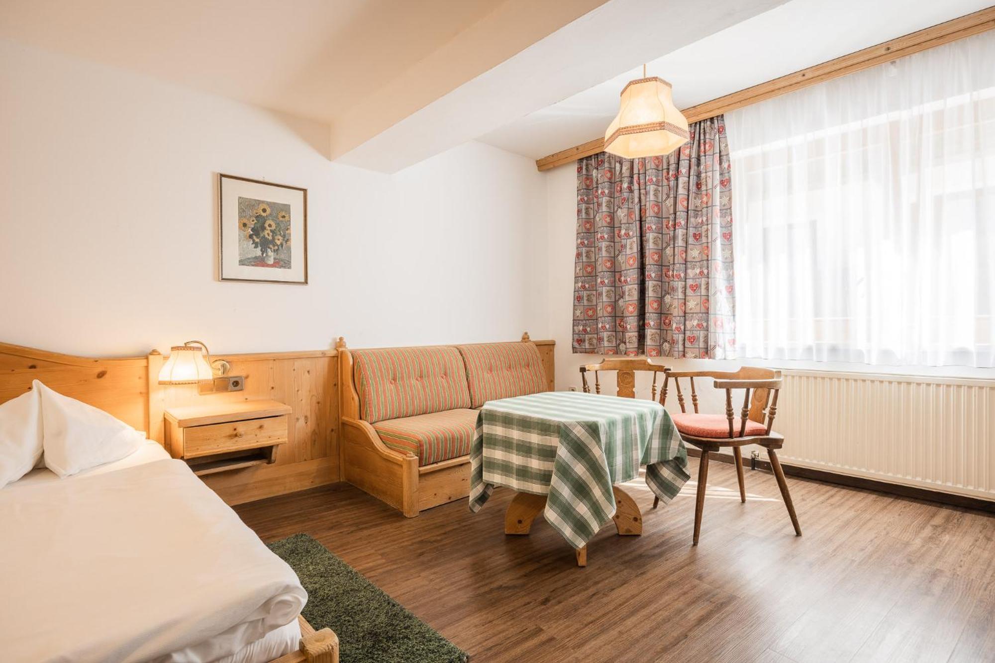 Batzenhaeusl Hotell Seefeld in Tirol Eksteriør bilde