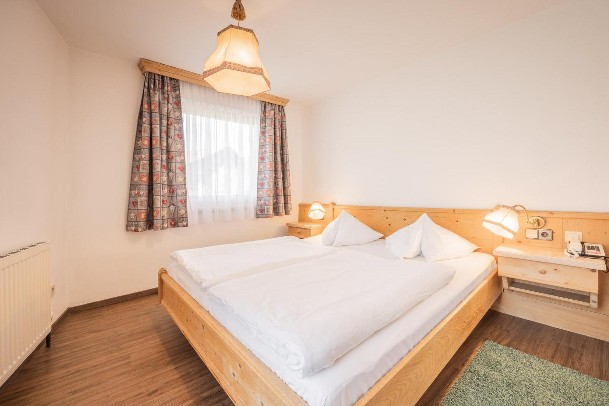 Batzenhaeusl Hotell Seefeld in Tirol Eksteriør bilde